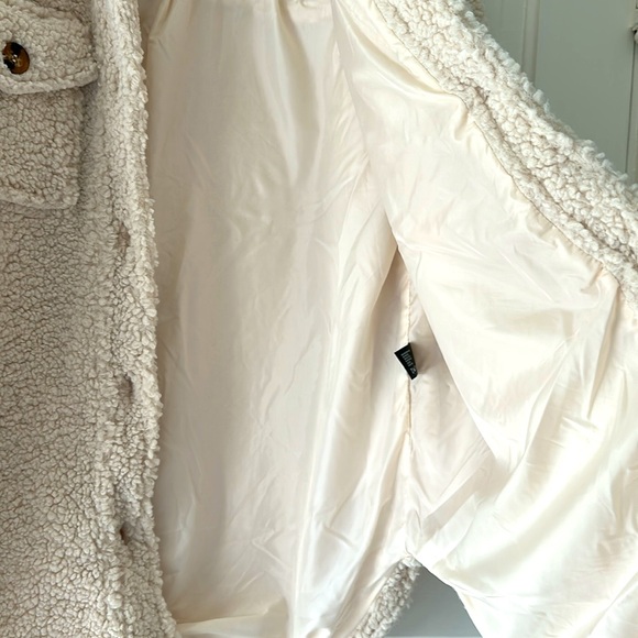 Coffee Shop New York cozy sherpa shacket - Picture 4 of 9